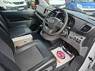 Used 2019 Vauxhall Vivaro Edition H1 White - Interior and Exterior details 15
