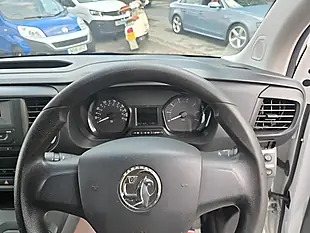 Used 2019 Vauxhall Vivaro Edition H1 White - Interior and Exterior details 16