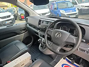 Used 2019 Vauxhall Vivaro Edition H1 White - Interior and Exterior details 17