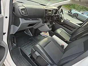 Used 2019 Vauxhall Vivaro Edition H1 White - Interior and Exterior details 5