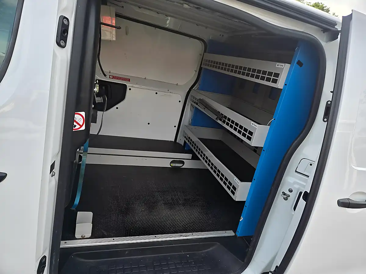 Used 2019 Vauxhall Vivaro Edition H1 White - Interior and Exterior details 7