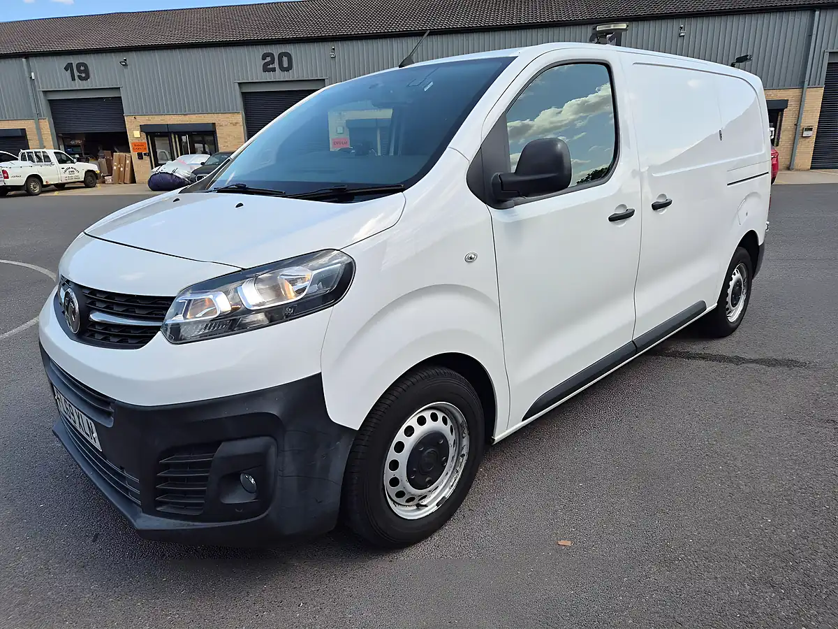 Used 2019 Vauxhall Vivaro Edition L1 H1 White - Interior and Exterior details 19
