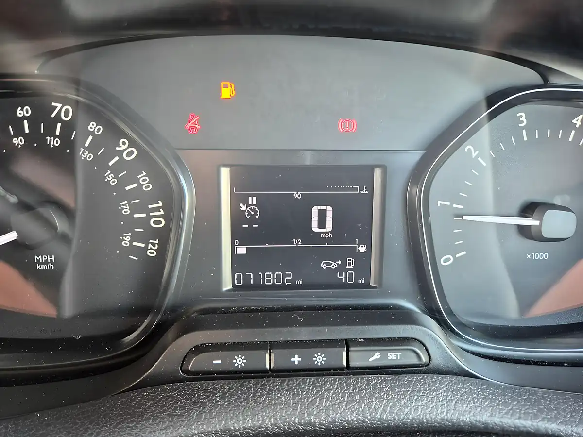 Used 2019 Vauxhall Vivaro Edition L1 H1 White - Interior and Exterior details 5