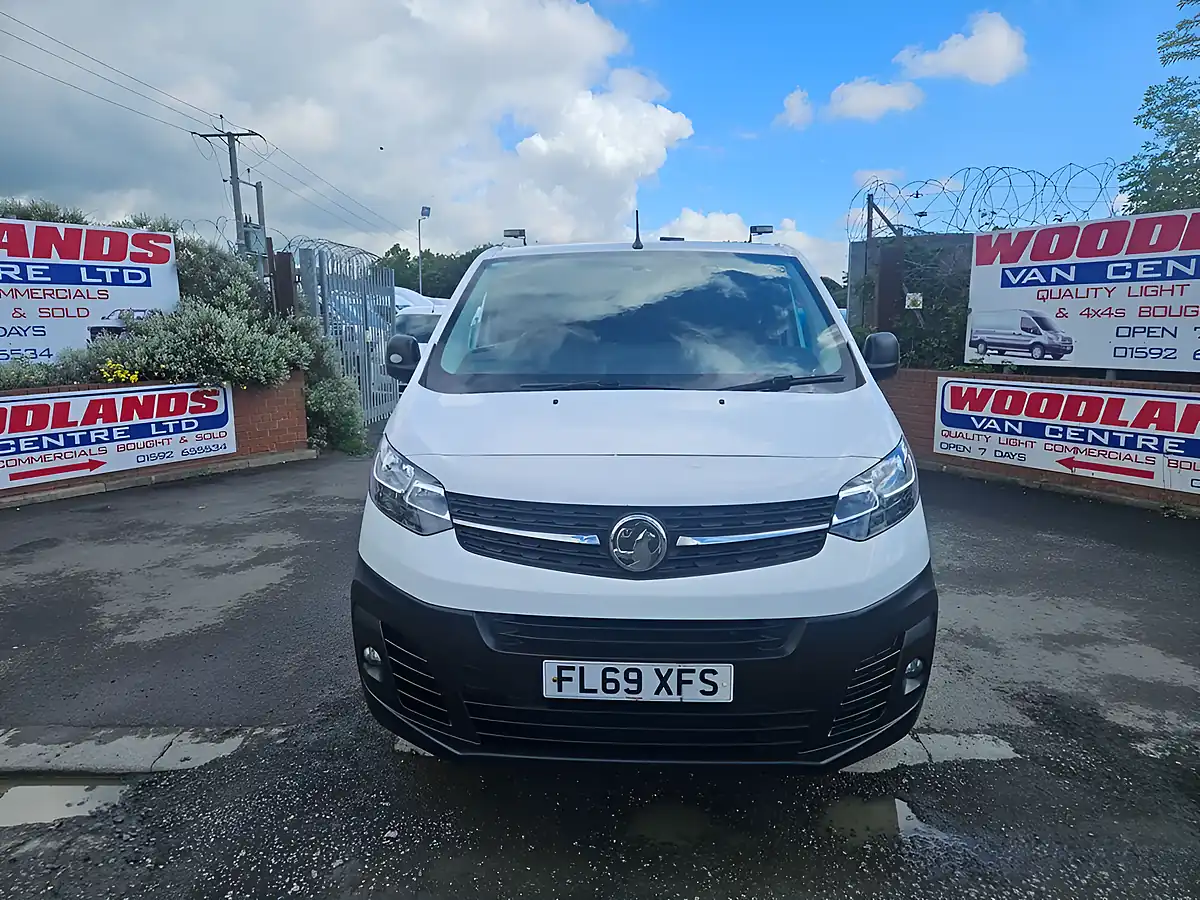 Used 2019 Vauxhall Vivaro Edition White - Interior and Exterior details 3