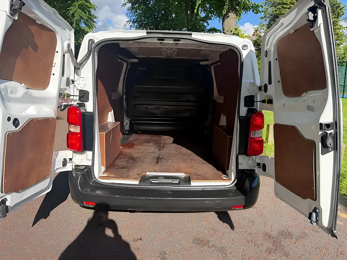Used 2019 Vauxhall Vivaro Edition White - Interior and Exterior details 14