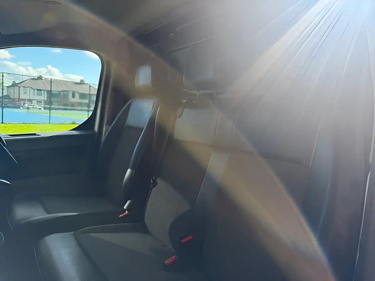 Used 2019 Vauxhall Vivaro Edition White - Interior and Exterior details 18