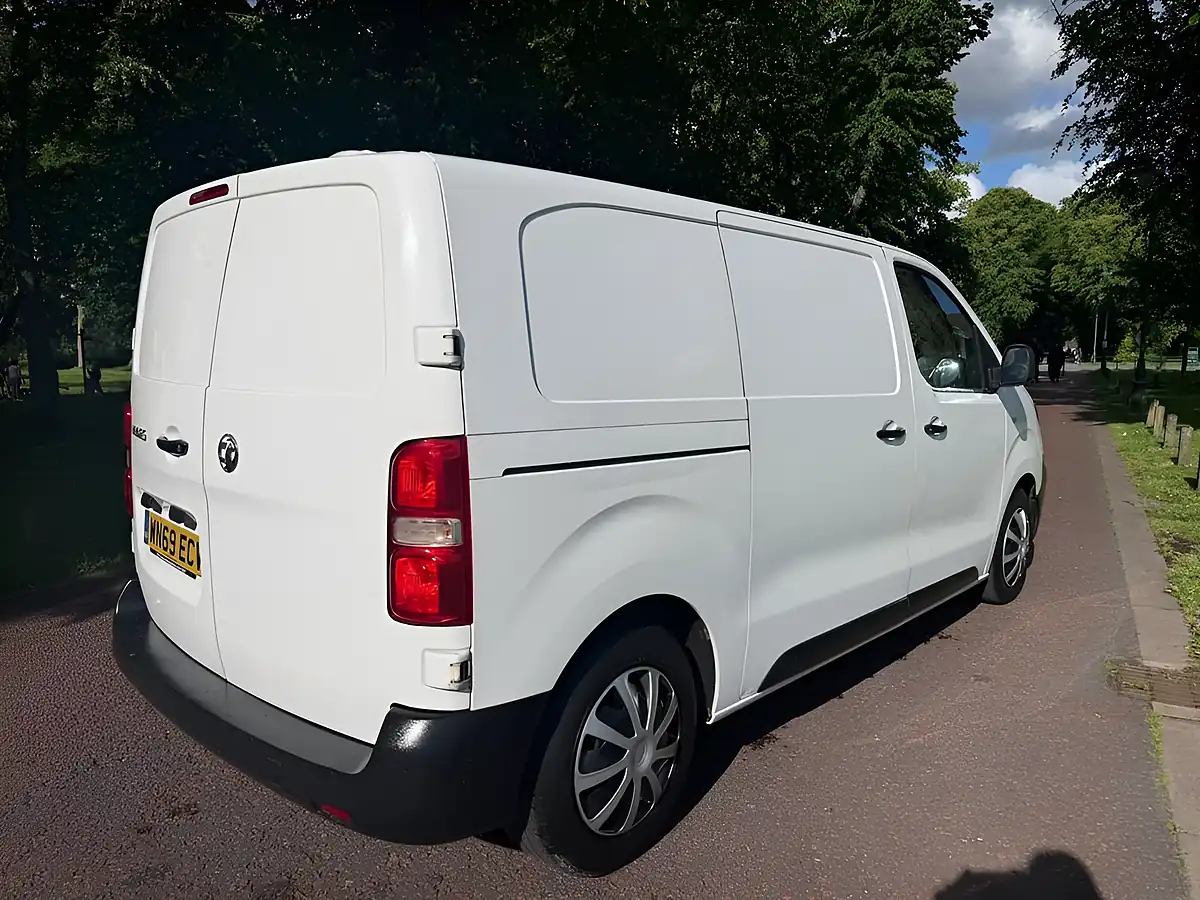 Used 2019 Vauxhall Vivaro Edition White - Interior and Exterior details 3