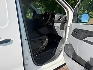 Used 2019 Vauxhall Vivaro Edition White - Interior and Exterior details 9