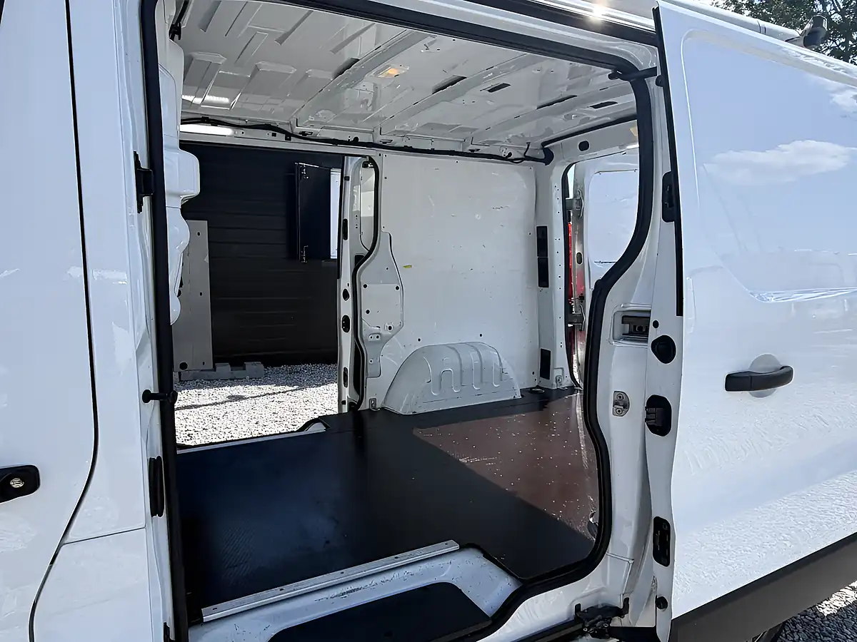 Used 2019 Vauxhall Vivaro L1 H1 (swb) 2900 White - Interior and Exterior details 16