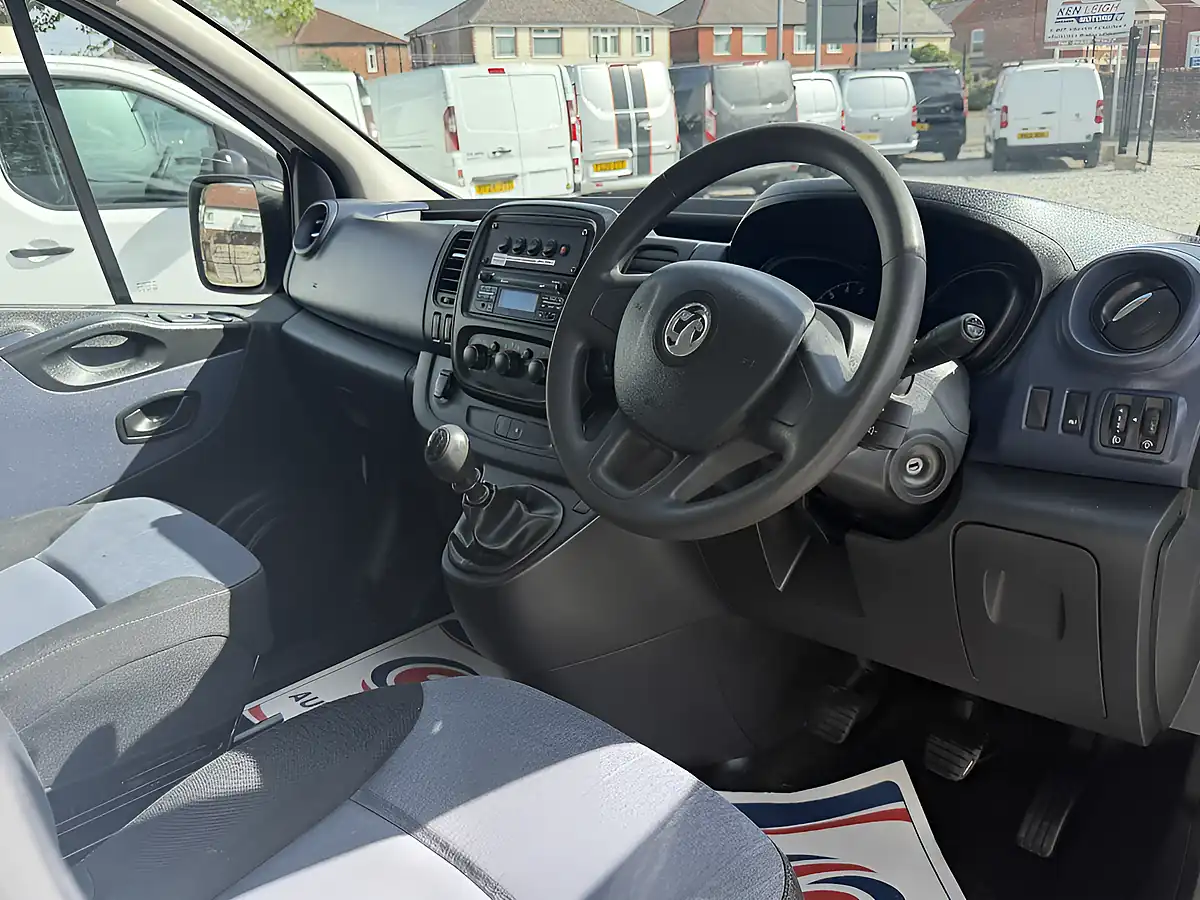 Used 2019 Vauxhall Vivaro L2 H2 (lwb) 2900 White - Interior and Exterior details 12