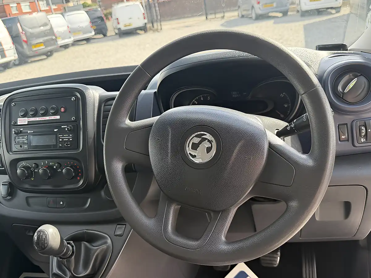 Used 2019 Vauxhall Vivaro L2 H2 (lwb) 2900 White - Interior and Exterior details 13