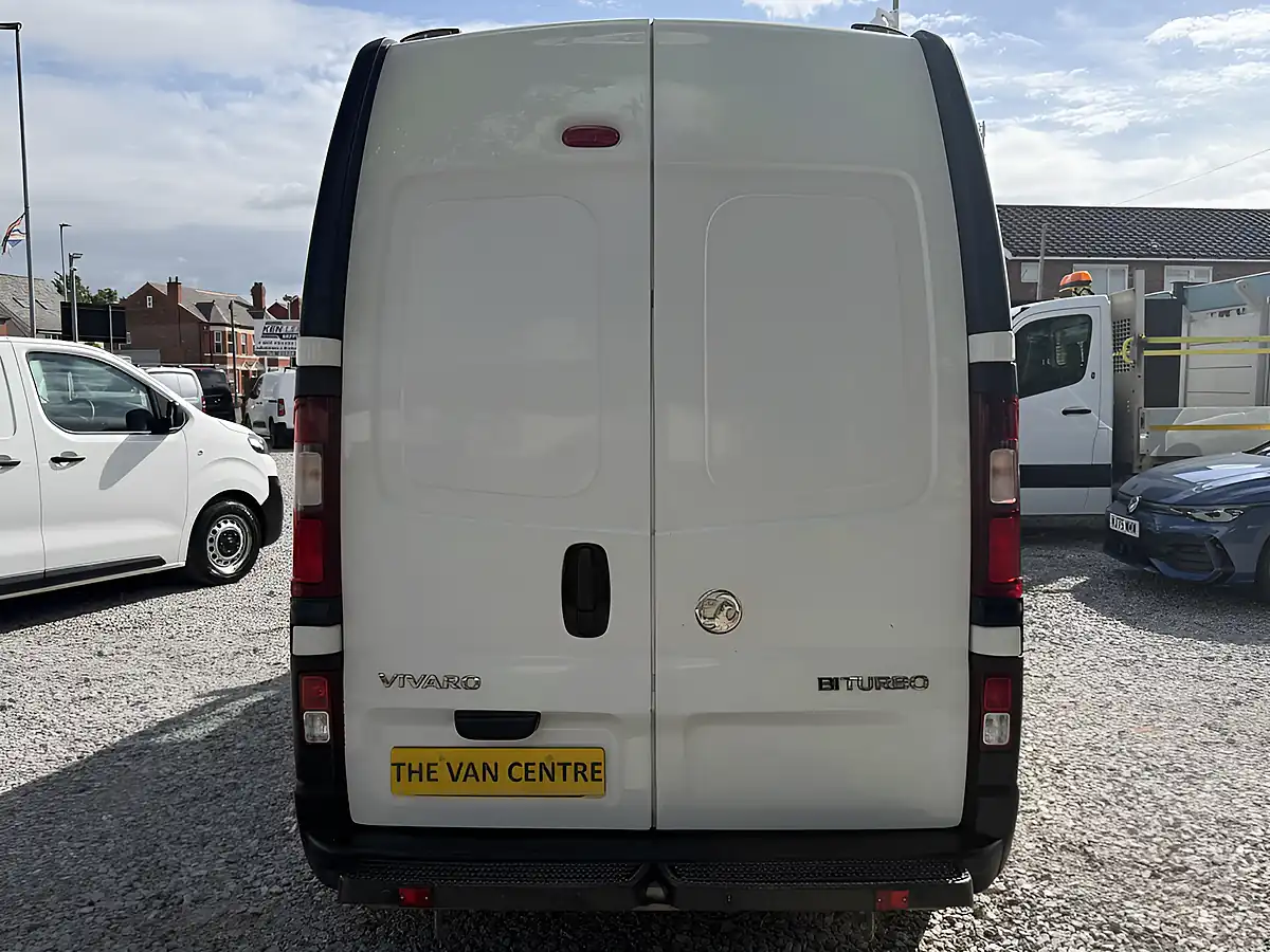 Used 2019 Vauxhall Vivaro L2 H2 (lwb) 2900 White - Interior and Exterior details 9