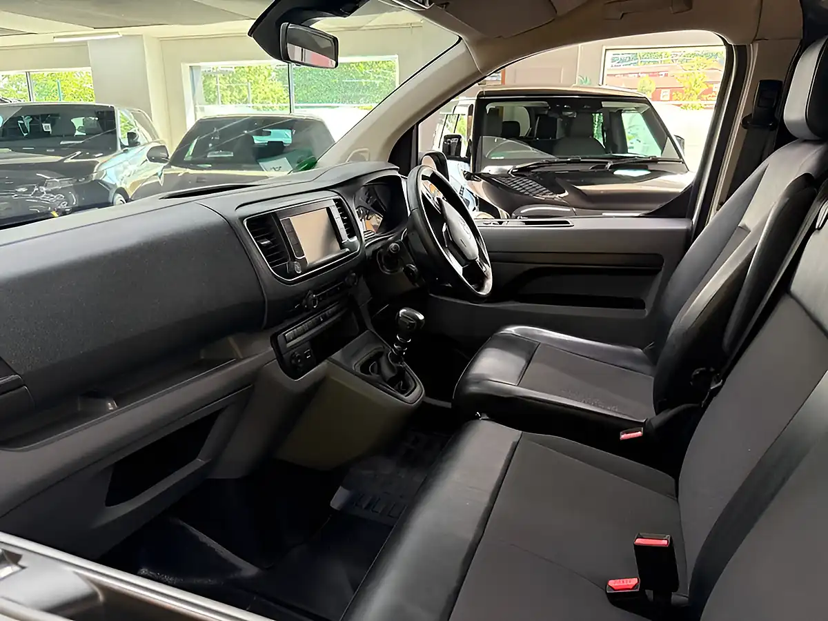 Used 2019 Vauxhall Vivaro L2H1 2900 Dynamic S/S [stunning Example] White - Interior and Exterior details 10