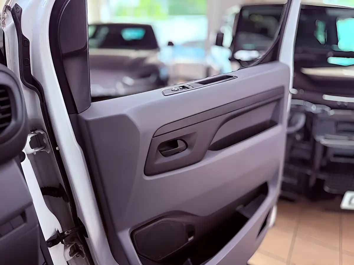 Used 2019 Vauxhall Vivaro L2H1 2900 Dynamic S/S [stunning Example] White - Interior and Exterior details 15