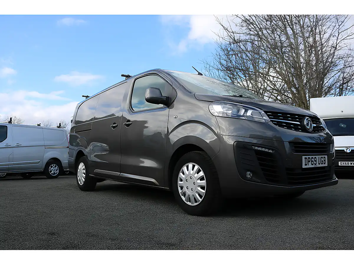 Used 2019 Vauxhall Vivaro Sportive Grey - Interior and Exterior details 11
