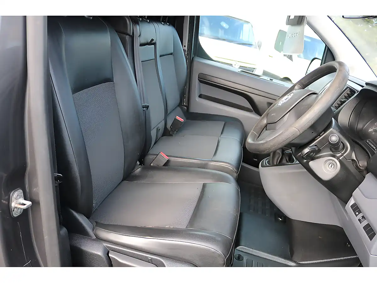 Used 2019 Vauxhall Vivaro Sportive Grey - Interior and Exterior details 13