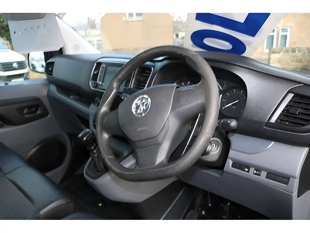 Used 2019 Vauxhall Vivaro Sportive Grey - Interior and Exterior details 14