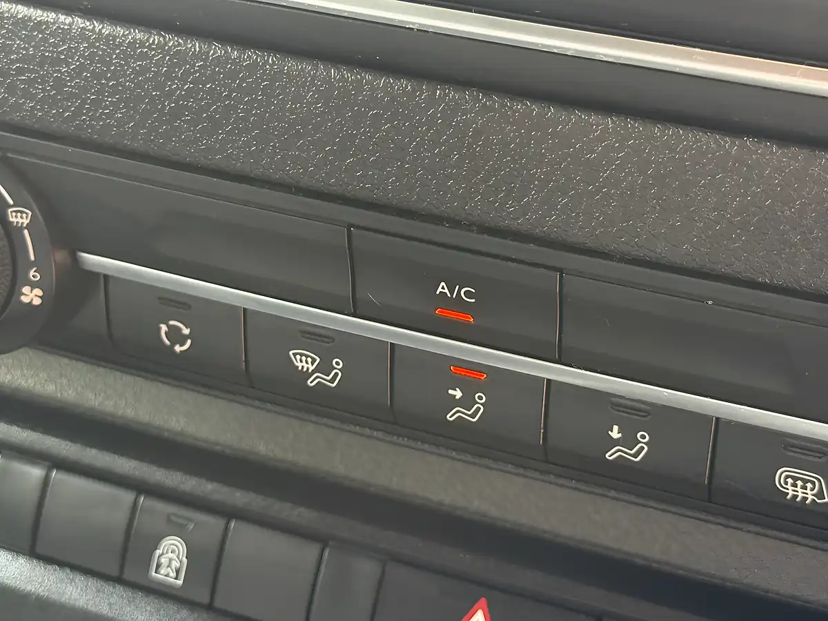 Used 2019 Vauxhall Vivaro Sportive Grey - Interior and Exterior details 17