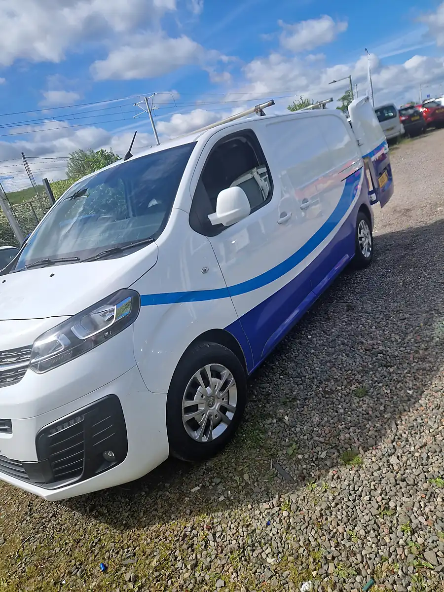 Used 2019 Vauxhall Vivaro Sportive H1 White - Interior and Exterior details 4