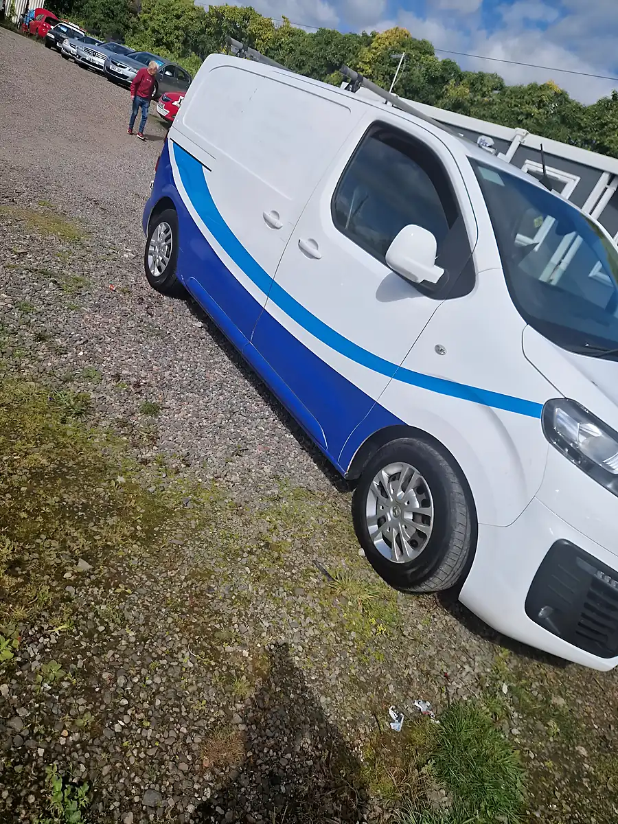 Used 2019 Vauxhall Vivaro Sportive H1 White - Interior and Exterior details 8