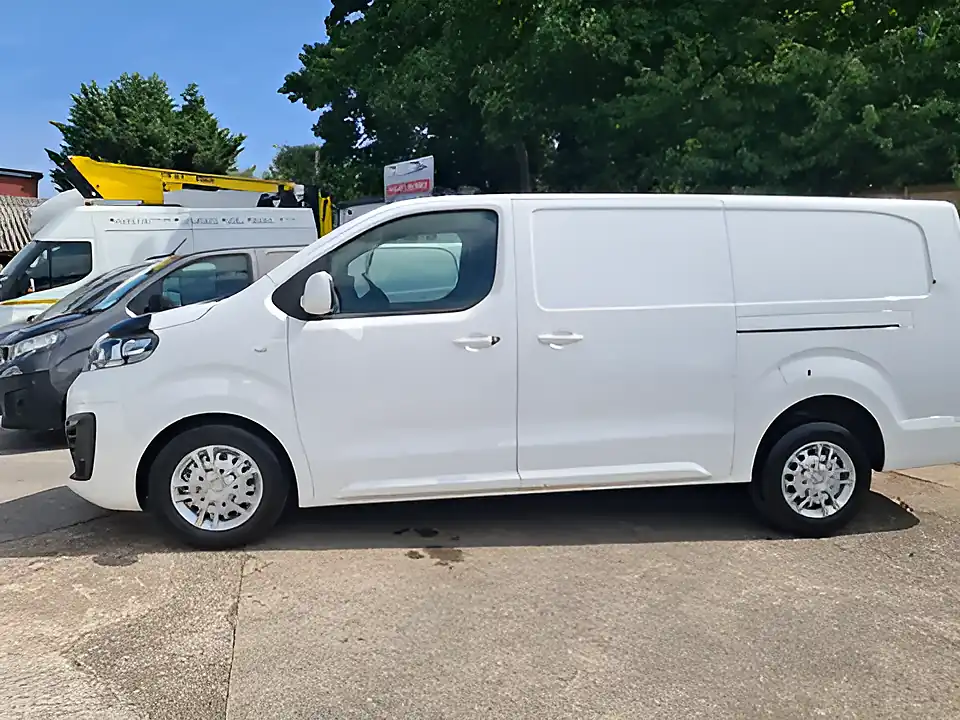 Used 2019 Vauxhall Vivaro Sportive - Interior and Exterior details 18