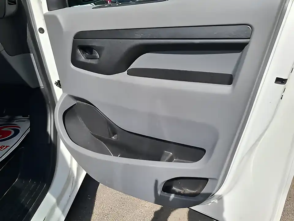 Used 2019 Vauxhall Vivaro Sportive - Interior and Exterior details 19