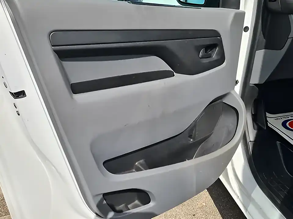 Used 2019 Vauxhall Vivaro Sportive - Interior and Exterior details 20