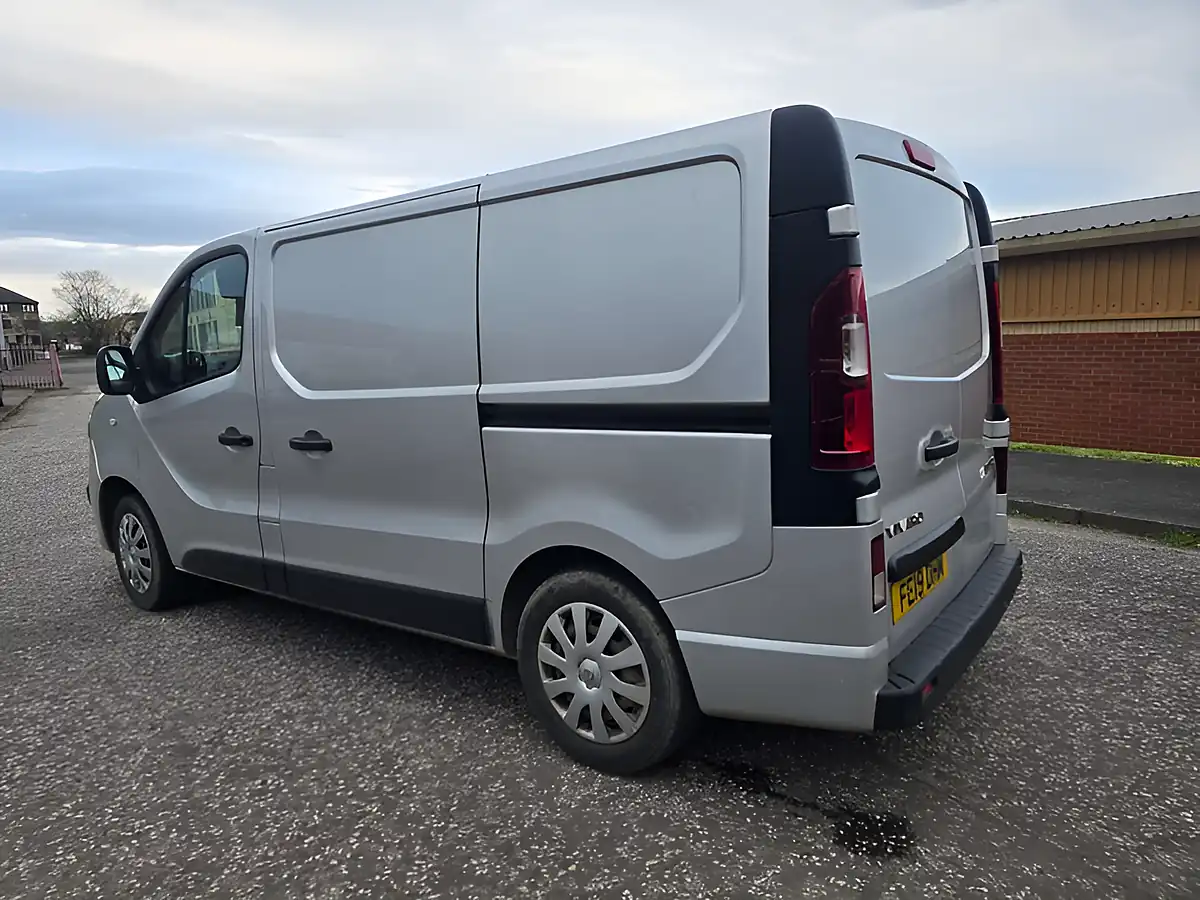 Used 2019 Vauxhall Vivaro Sportive Silver - Interior and Exterior details 19