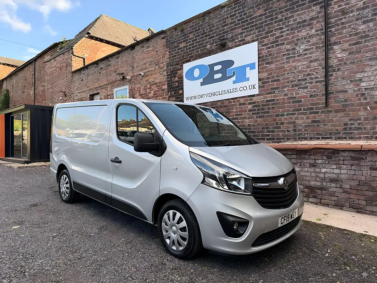 Used 2019 Vauxhall Vivaro Sportive Silver - Front View