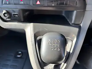 Used 2019 Vauxhall Vivaro Sportive White - Interior and Exterior details 12