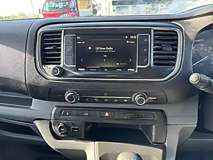 Used 2019 Vauxhall Vivaro Sportive White - Interior and Exterior details 13