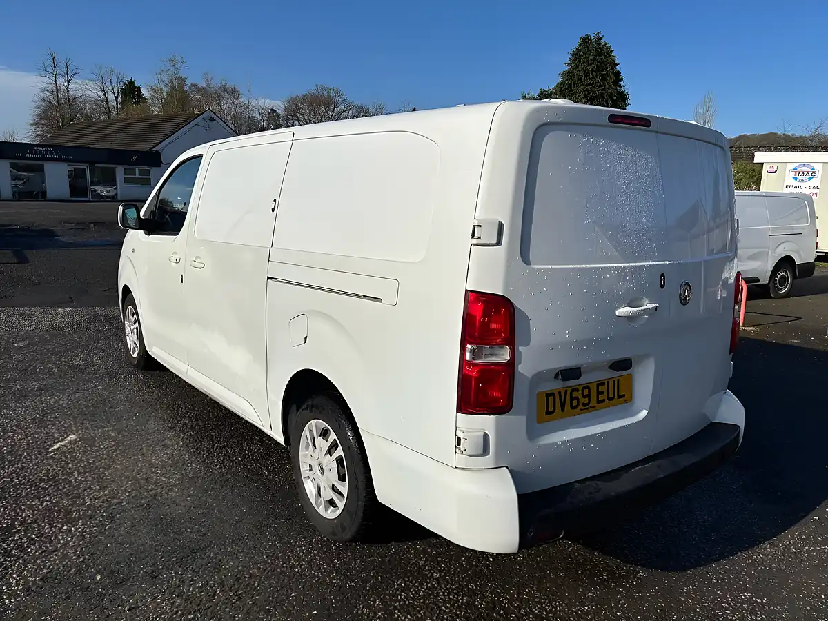 Used 2019 Vauxhall Vivaro Sportive White - Interior and Exterior details 5