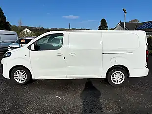 Used 2019 Vauxhall Vivaro Sportive White - Interior and Exterior details 6