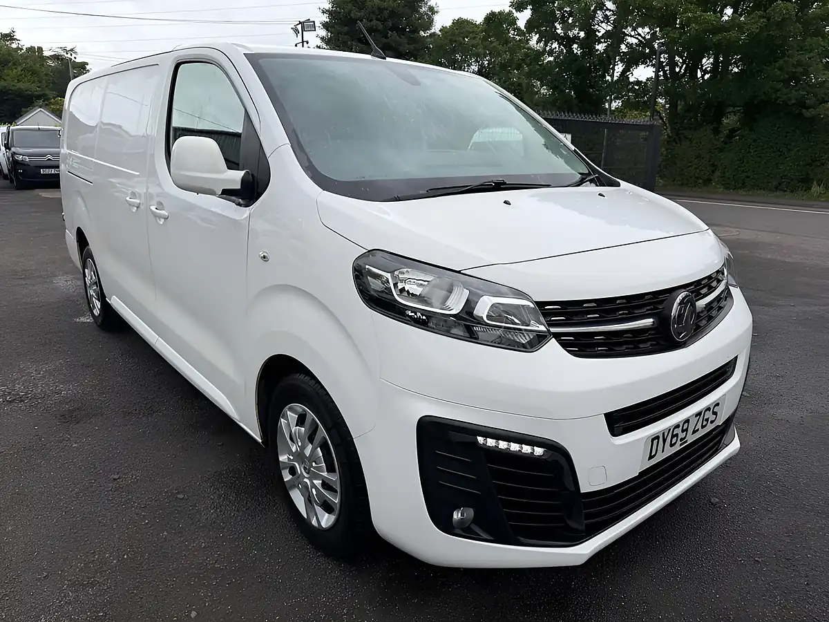 Used 2019 Vauxhall Vivaro Sportive White - Interior and Exterior details 10
