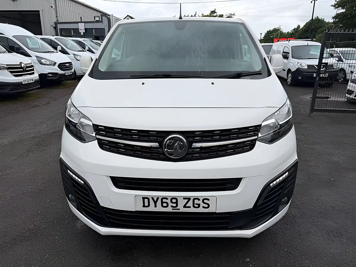 Used 2019 Vauxhall Vivaro Sportive White - Interior and Exterior details 11