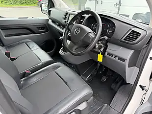 Used 2019 Vauxhall Vivaro Sportive White - Interior and Exterior details 13