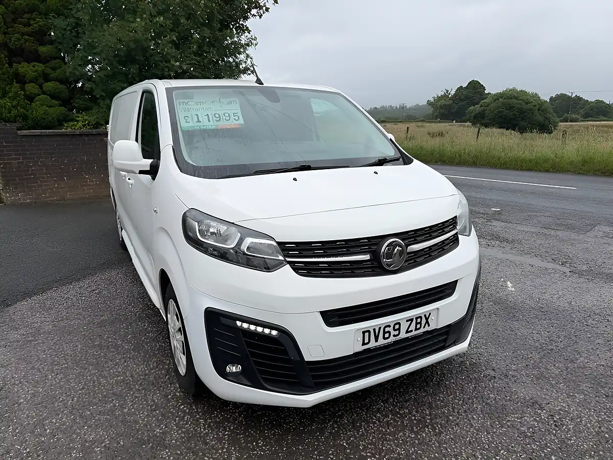 Used 2019 Vauxhall Vivaro Sportive White - Front View