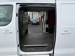 Used 2019 Vauxhall Vivaro Sportive White - Interior and Exterior details 13