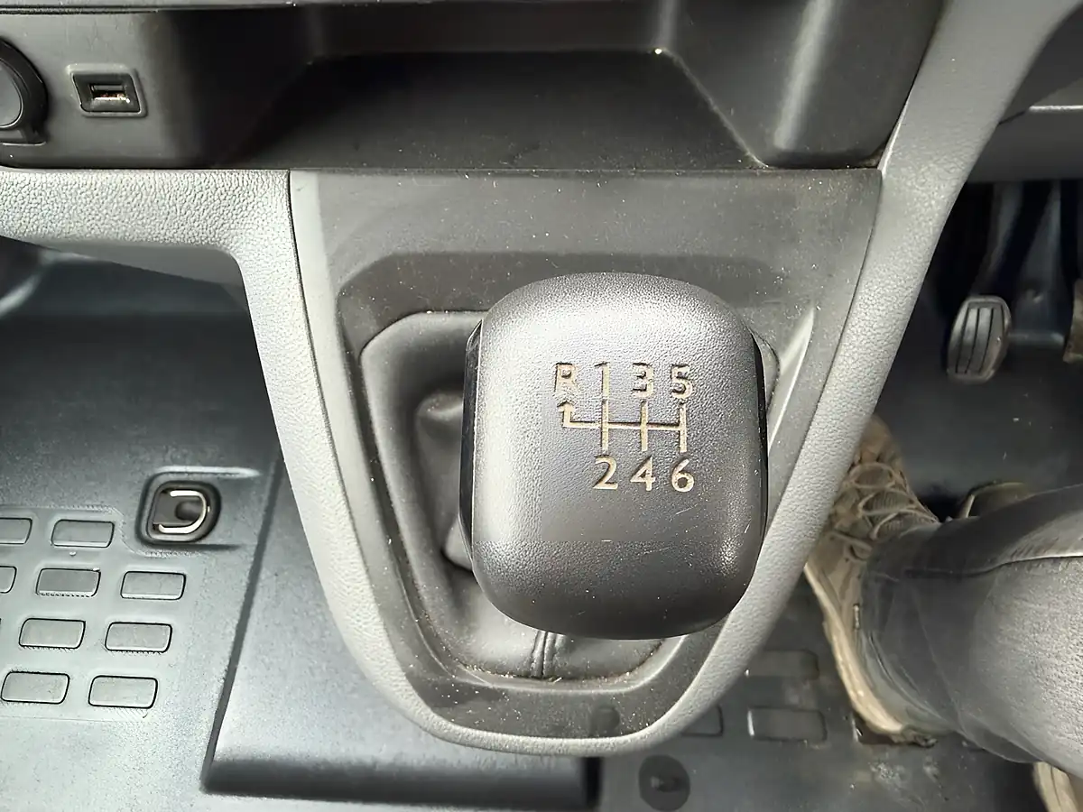 Used 2019 Vauxhall Vivaro Sportive White - Interior and Exterior details 16