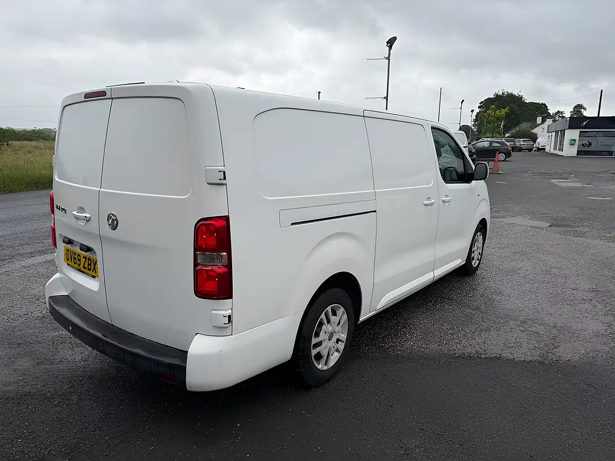 Used 2019 Vauxhall Vivaro Sportive White - Interior and Exterior details 5