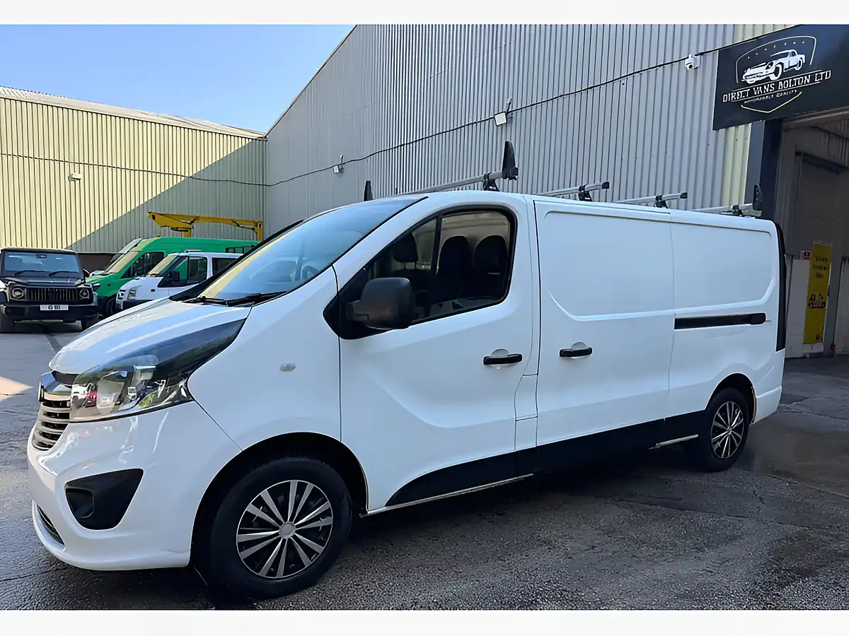 Used 2019 Vauxhall Vivaro Sportive White - Interior and Exterior details 13