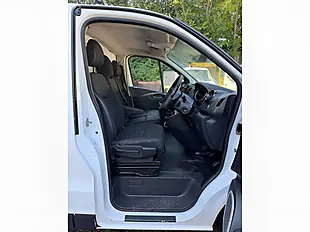 Used 2019 Vauxhall Vivaro Sportive White - Interior and Exterior details 15