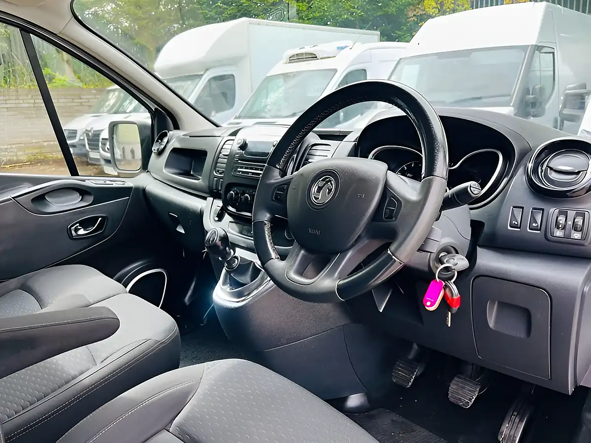 Used 2019 Vauxhall Vivaro Sportive White - Interior and Exterior details 13