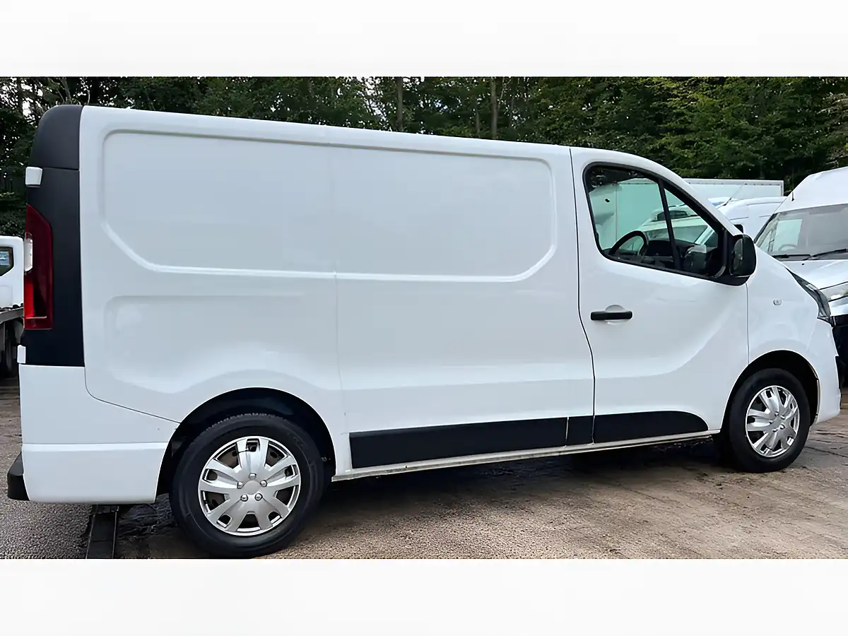 Used 2019 Vauxhall Vivaro Sportive White - Interior and Exterior details 8