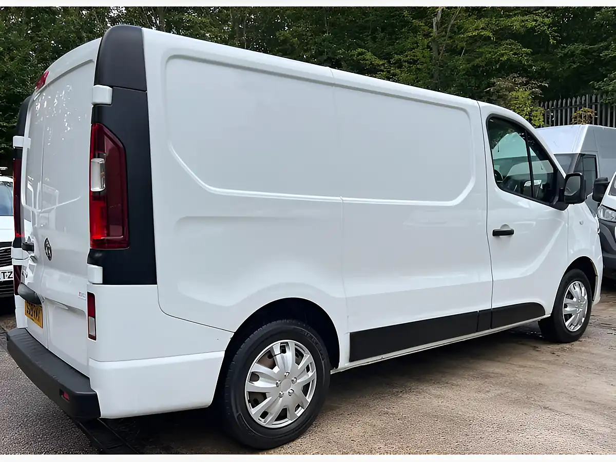Used 2019 Vauxhall Vivaro Sportive White - Interior and Exterior details 9