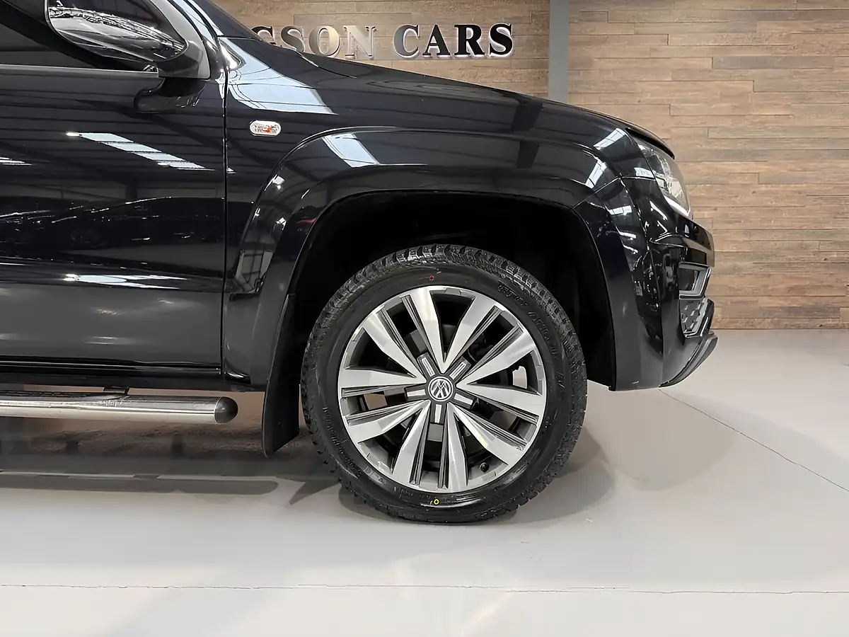 Used 2019 Volkswagen Amarok Aventura Black - Interior and Exterior details 19