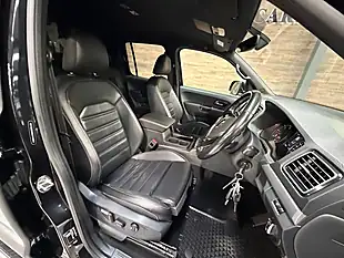 Used 2019 Volkswagen Amarok Aventura Black - Interior and Exterior details 6