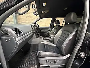 Used 2019 Volkswagen Amarok Aventura Black - Interior and Exterior details 8