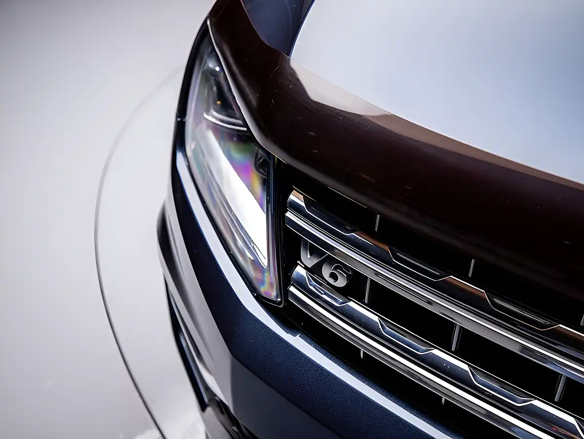 Used 2019 Volkswagen Amarok Highline Blue - Interior and Exterior details 18