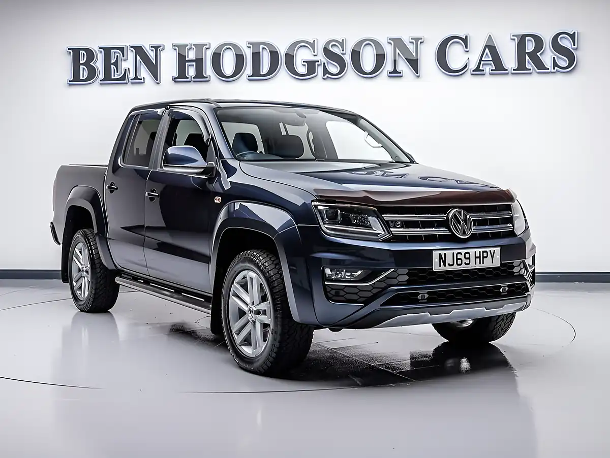 Used 2019 Volkswagen Amarok Highline Blue - Interior and Exterior details 2